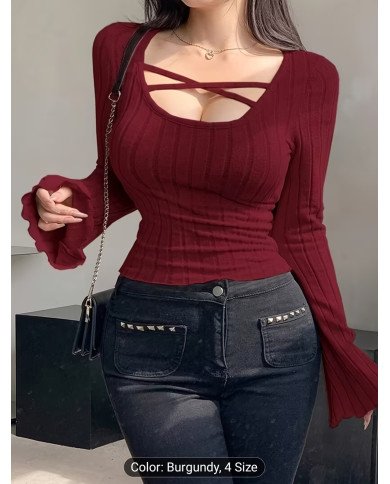 Pure Desire Style U-Neck Flared Sleeve Top